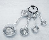 Ganz Ganz 4-Piece Measuring Spoons Set, Clam Shell/Starfish - DimpzBazaar.com