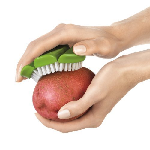 Cuisipro Cuisipro Flexible Vegetable Brush, Green - DimpzBazaar.com