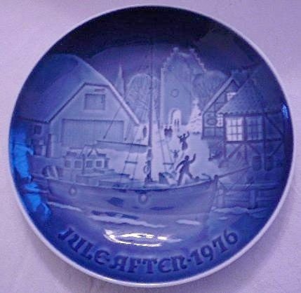 Bing & Grondahl Bing & Grondahl Blue Christmas Plate Jule After 1976 - DimpzBazaar.com