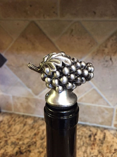 Spectrum Grapes Wine Aerator Pourer Premium Aerating Pourer Food Grade silicone stopper - DimpzBazaar.com