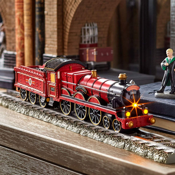 Department 56 Department 56 Harry Potter Village Accessorie Hogwarts Express Train and Tracks Lit Figurine Set, 14 Inch, Multicolor - DimpzBazaar.com