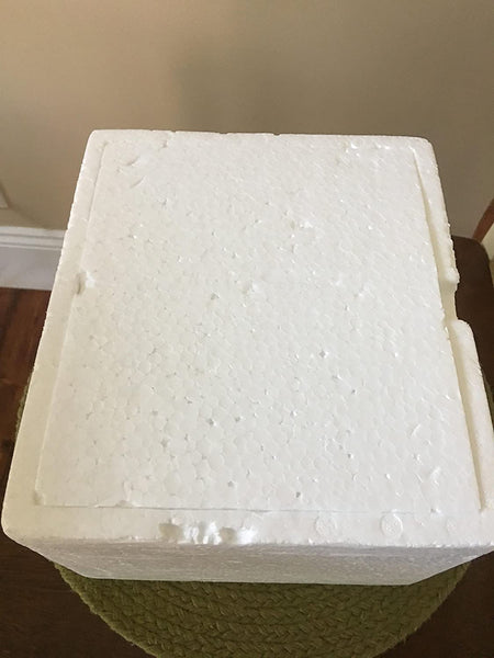 North Pole Village DEPARTMENT 56 North Pole Village OBBIE'S BOOKS & LETRINKA'S CANDY - DimpzBazaar.com